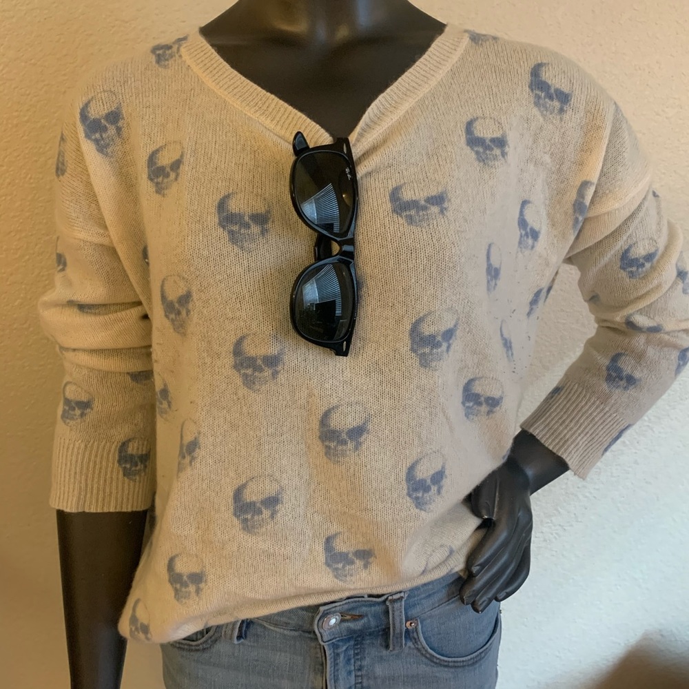 NWOT Skull Cashmere sweater